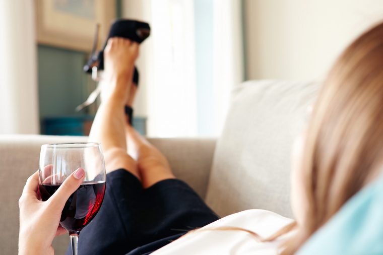 19 Things You Should Do All Day Long For Better Sleep Tonight 11 11 Things Better Sleep Glass Wine
