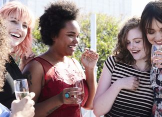 9 Proven Hacks To Help You Stand Out When You’re Meeting Someone New