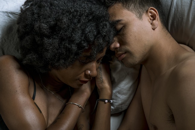 Experts Say If These 9 Things Happen During Intimacy, Your Relationship May Be Toxic 5 532D9B76 147D 4Dff 8736 6D91B43C3D9C Zaeh Bustle Aug2015 1771