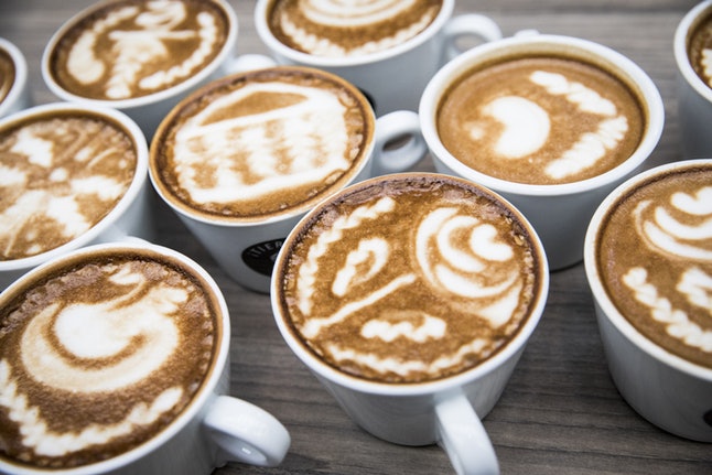 5 Habits That Can Help Your Sleep &Amp; 5 Habits That Can’t 1 8193Ef7E 9370 4319 B5B0 6A68D09A1D12 Getty 11388615321