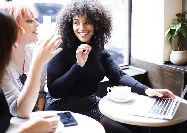 9 Proven Hacks To Help You Stand Out When You'Re Meeting Someone New 5 90C0C074 90Df 403F 8F5E 9F2Af5C69B1B Bustle 102416 4551