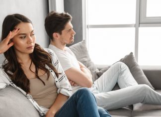7 Pieces Of Old-Fashioned Advice That Are Actually Hurting Your Relationship