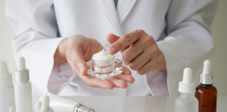 What’s The Difference Between Retinol And Retinoids Cream1