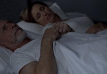 Melatonin Can Help With Sleep Disorders – but What Are the Risks for People?