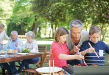 Fact: According to Science, Seniors With Grandkids Live Longer!